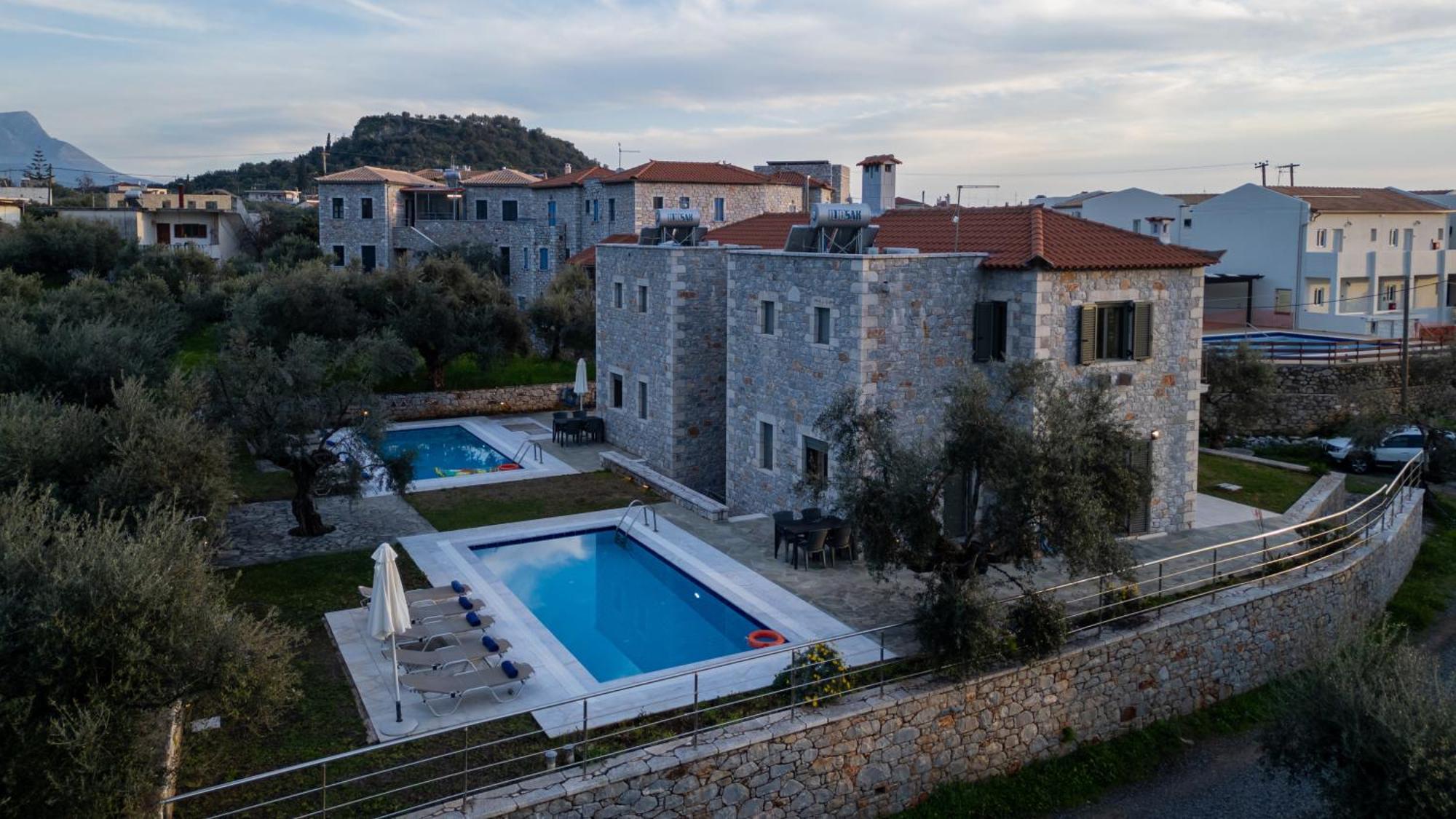 Torri Di Pietra Villa Stoúpa Exterior foto
