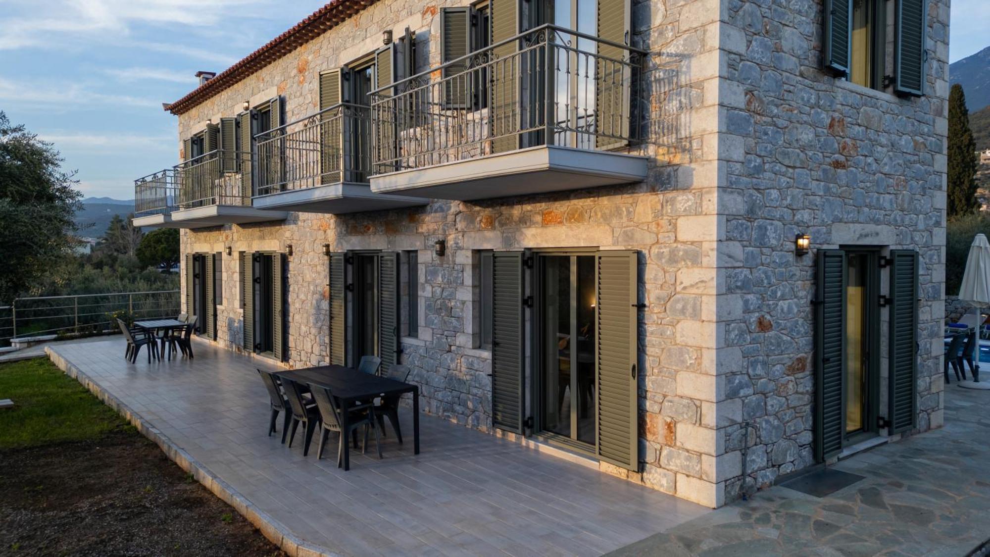 Torri Di Pietra Villa Stoúpa Exterior foto