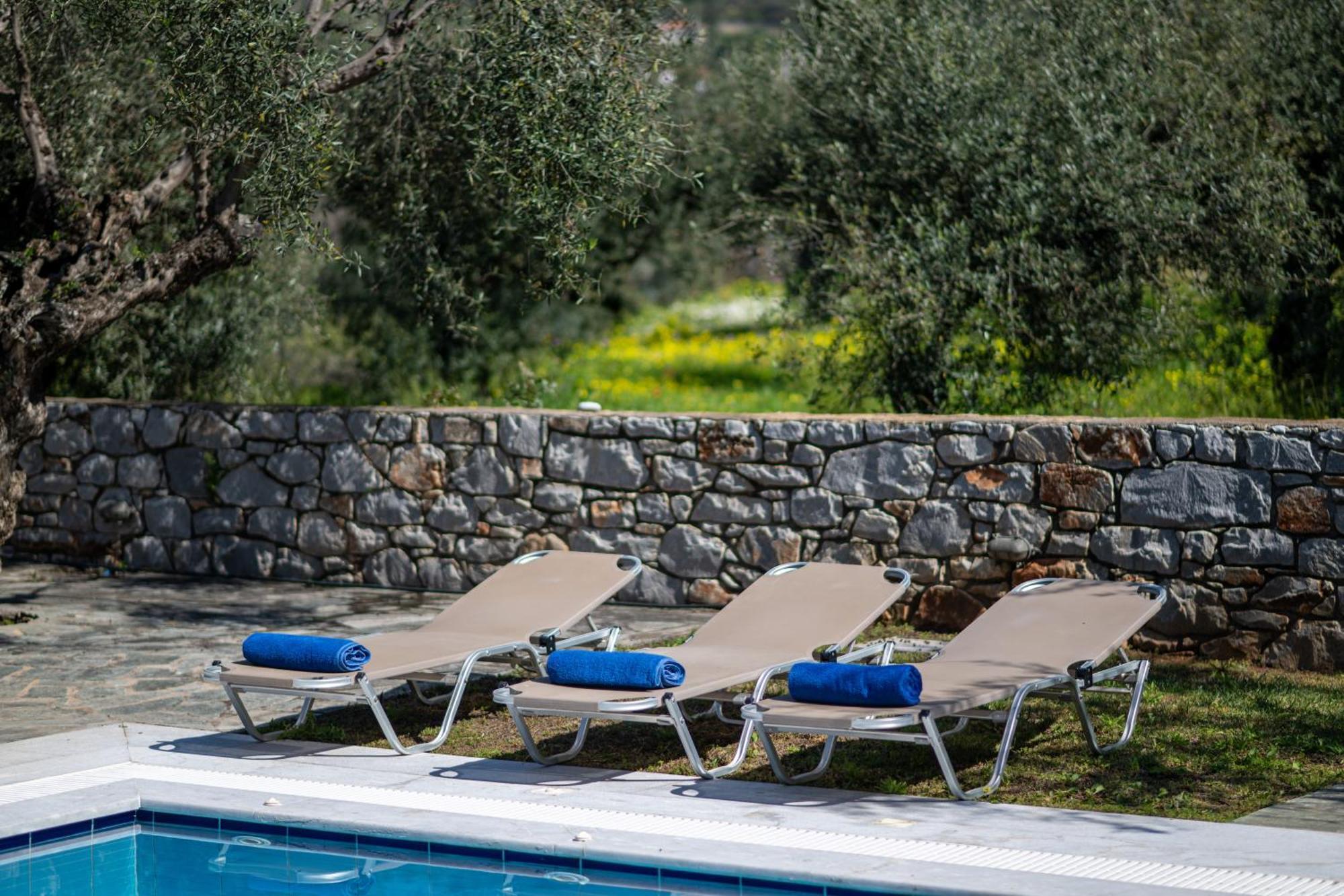 Torri Di Pietra Villa Stoúpa Cameră foto